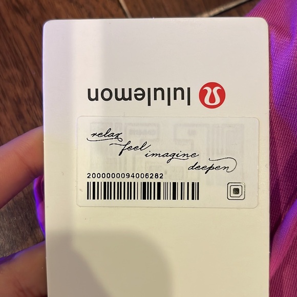 Lululemon Nulu Strappy V-Neck Yoga Bra - Picture 7 of 8